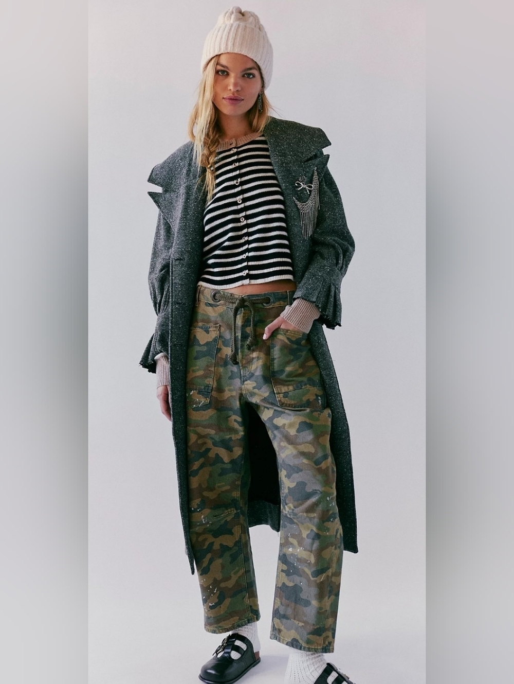 We The Free Camo Moxie Barrels, Size 28s, nwot. Retail 168 At FP